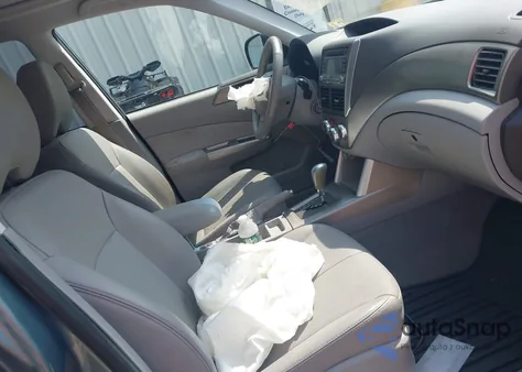 2009 Subaru Forester 2.5X Limited из США, поврежденный, VIN JF2SH64699H767302